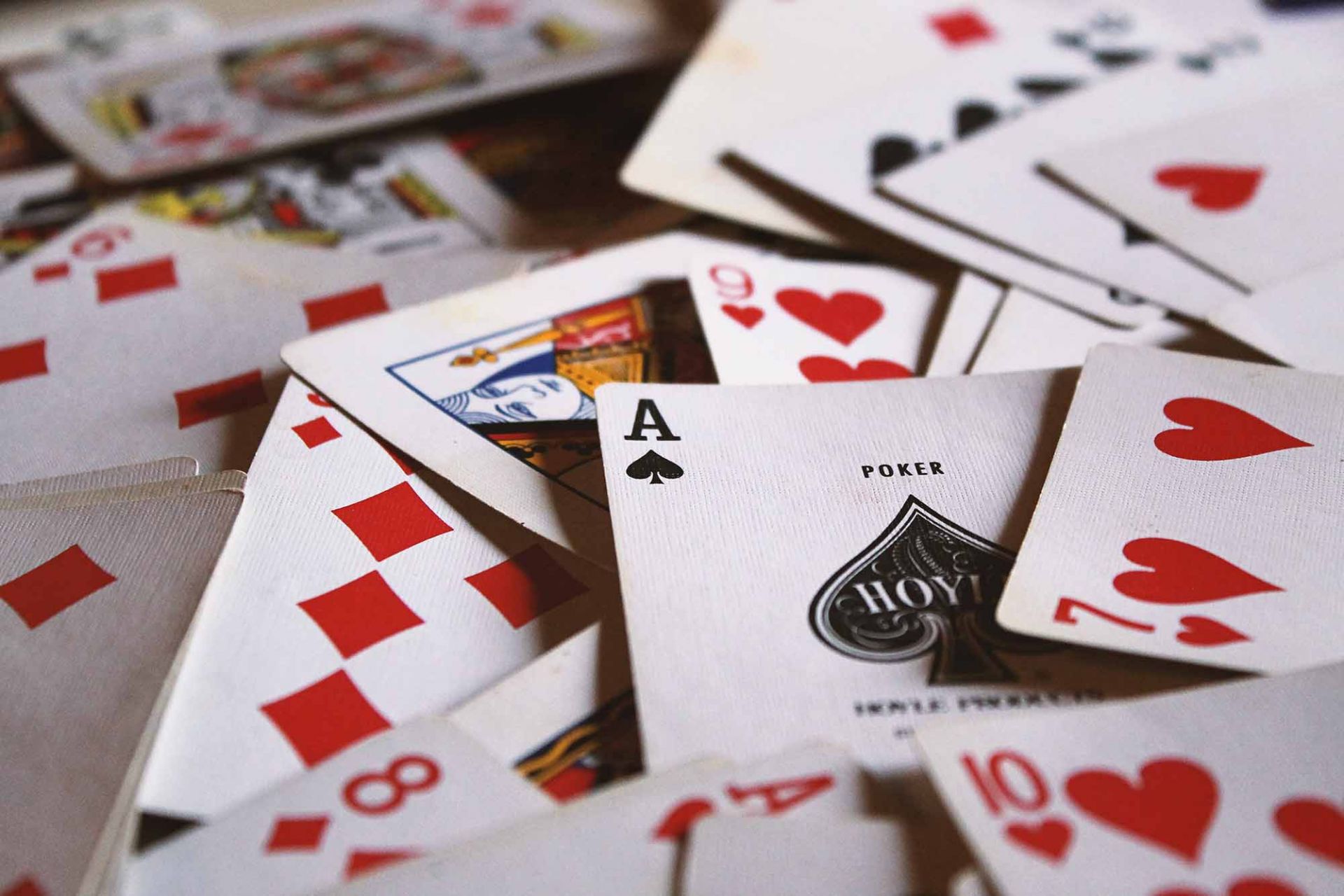 BETS88娛樂城如何在德州撲克中使用超級策略